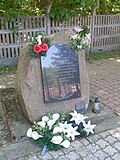 English: Monument in Police - Mścięcino, Pomerania, Poland Polski: Pomnik przy ul. Ofiar Stutthofu w Policach - Mścięcinie