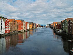 Rzeka Nidelva płynąca przez Trondheim